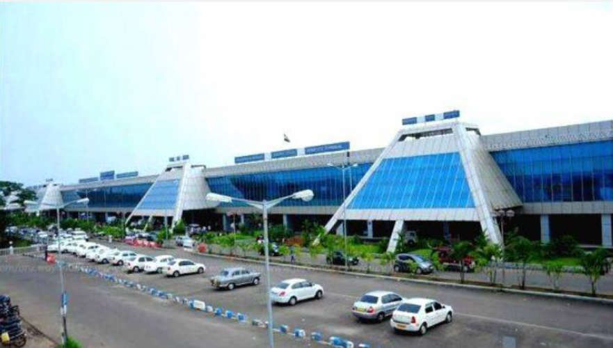 Kozhikode airport reverts to taxi parking fee after protests