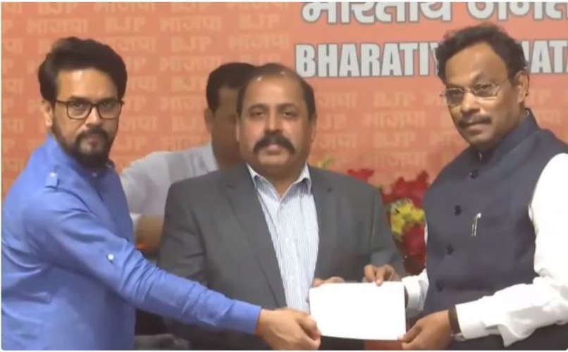 former-chief-of-air-staff-rks-bhadauria-joins-bjp