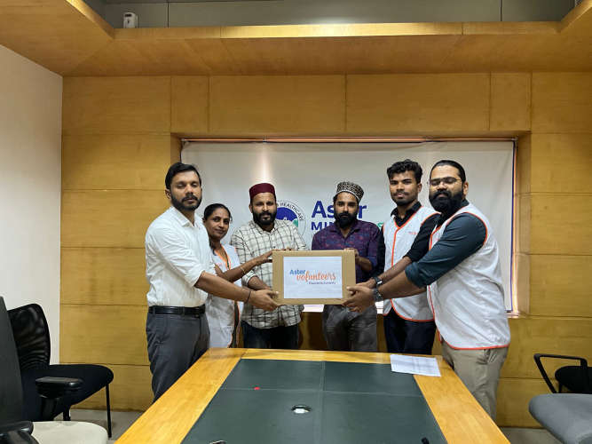 Kottakal Aster Mims donated medicines to Meem Medicine Bank