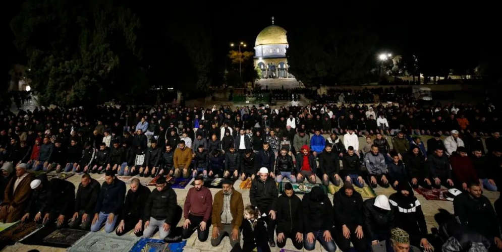 Israeli forces attack Palestinian worshippers at AlAqsa Mosque