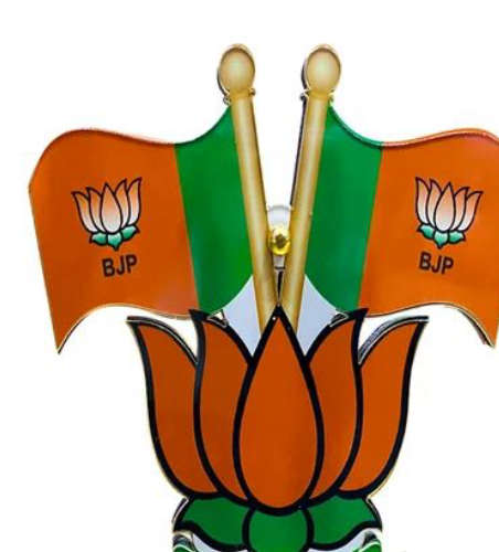 BJP hides the lotus and seeks refuge in the clock