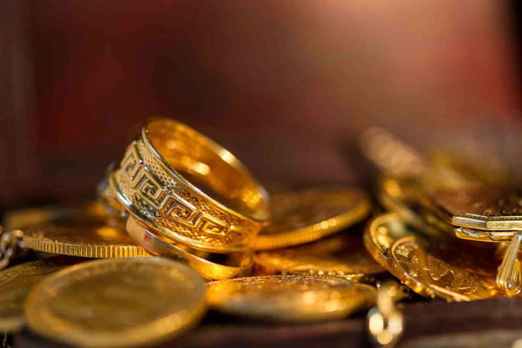 Gold Price Drops Significantly in Kerala Lowest in 10 Days