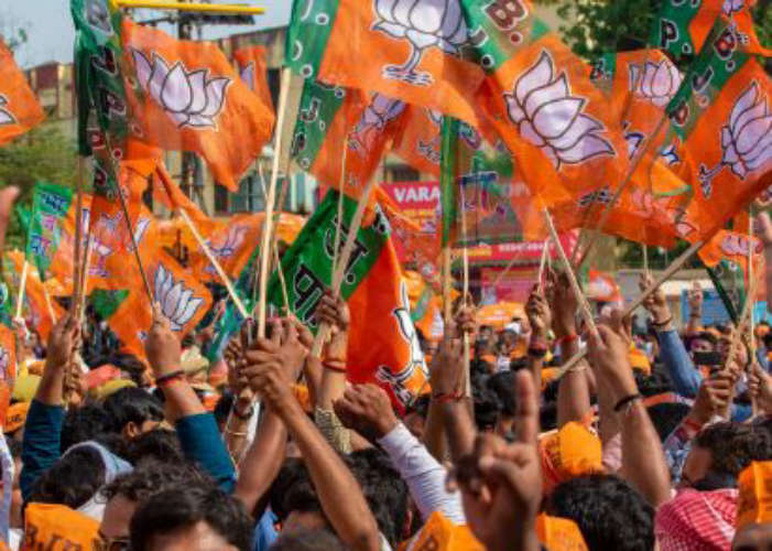 nda-might-lose-seats-in-north-india-survey-report