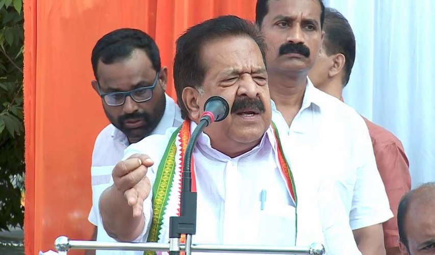 ramesh chennithala addresing rally in kerala