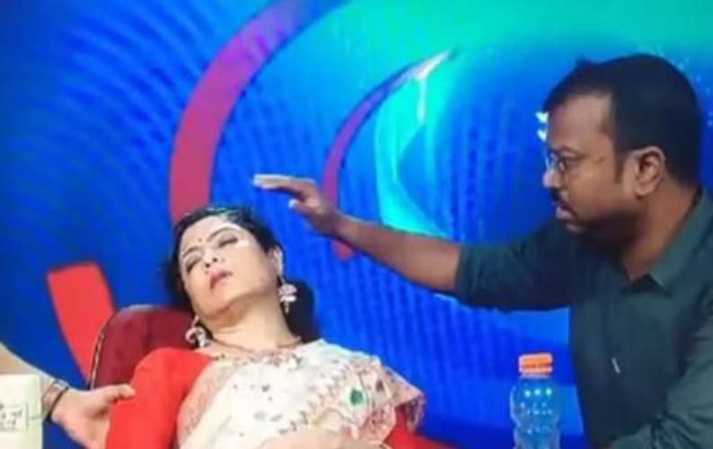 Doordarshan anchor fainted during live