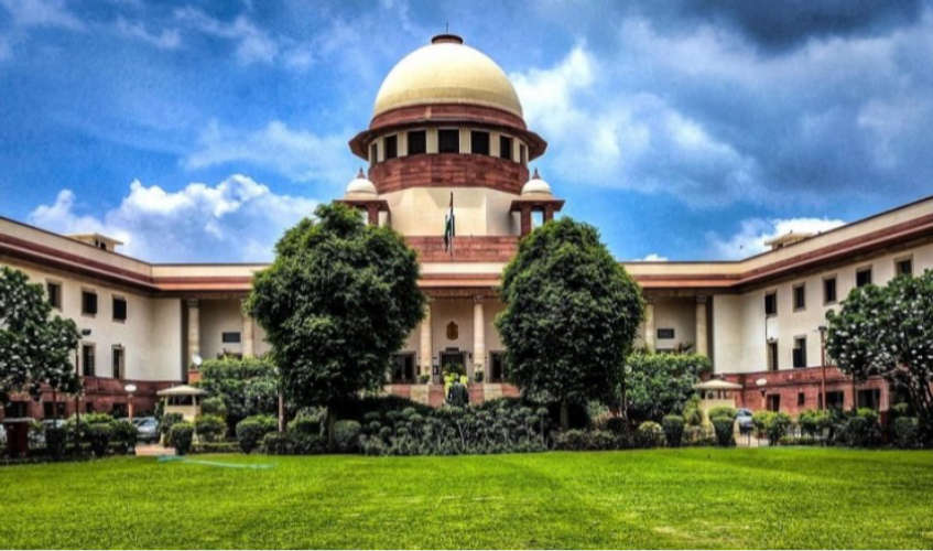 Husband has no control over wife's 'stridhan': SC