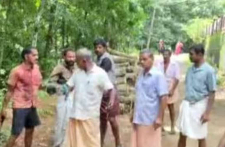 complaint-that-cpm-workers-attacked-the-forest-guard-team