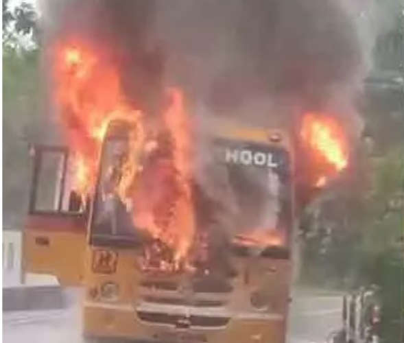 school-bus-fire-chengannur