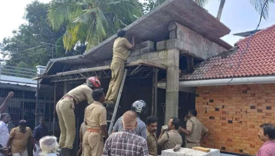 concrete-roof-collapse-in-alappuzha-claims-two-lives