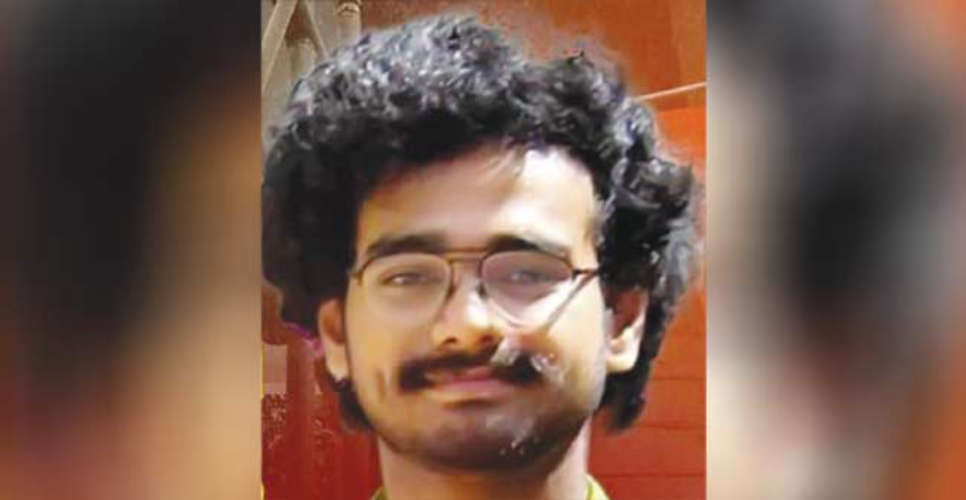 College student pictures found on bad websites SFI leader arrested