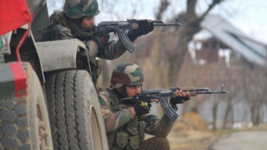 Clashes again in Jammu and Kashmir; Four soldiers died