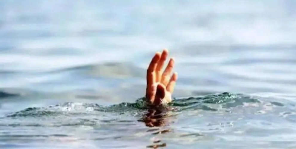 Boat overturned in Malappuram Mutukad backwater accident One died