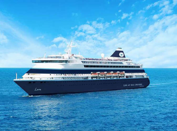 A luxury cruise from Dubai to Kochi for Rs 20000