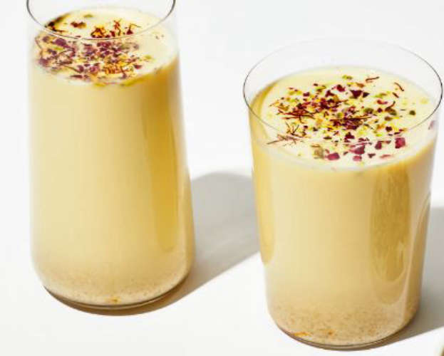 badam milk manjal paal- helthy food