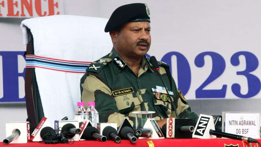 kashmir-attack-bsf-director-general-transferred