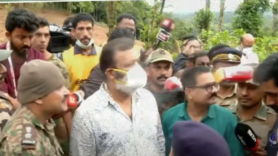 union-minister-suresh-gopi-in-the-disaster-area