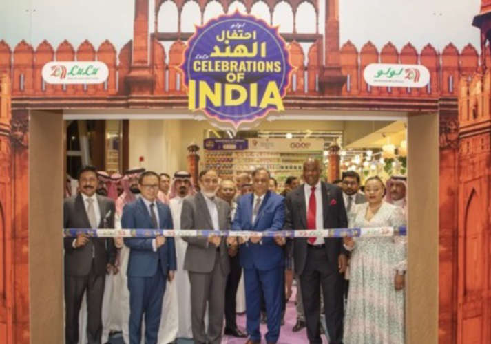 Lulu Hypermarket in Qatar Launches India Utsav Celebrations