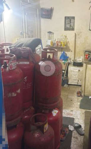 Nine people were arrested for selling unlicensed gas cylinders