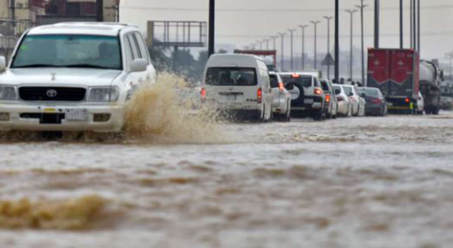 Widespread rain in Saudi Arabia  The cities of Jeddah and Makkah were submerged in heavy rain