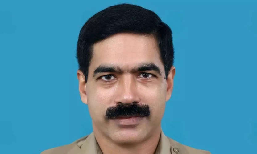 DYSP VV Benny has filed a complaint alleging a conspiracy following misconduct accusations made by a housewife in Ponnani