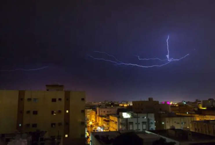 Thunderstorm likely in Saudi Arabia Meteorological department with warning