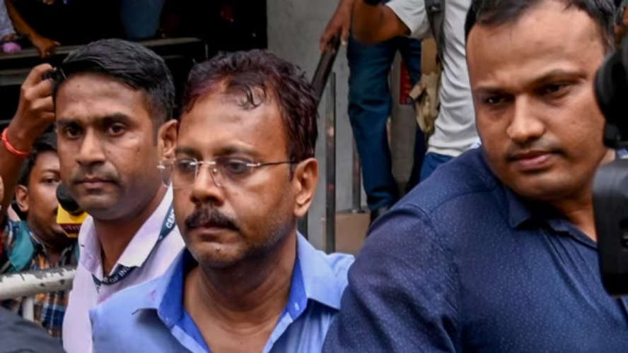 Rape and murder of female doctor Former Principal Sandeep Ghosh has been arrested by the CBI