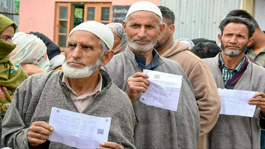 Polling for the first phase of the Jammu and Kashmir legislative assembly elections has begun