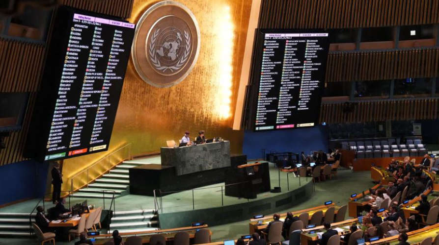 UN Passes Resolution Demanding Israel End Illegal Occupation in Palestine Within a Year