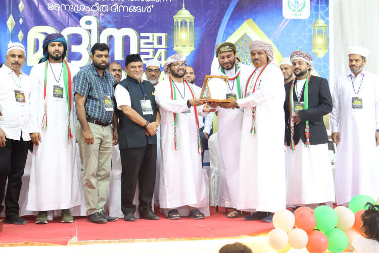 PP Mujeeb Rahman Answari Honored at Madina Passion Program