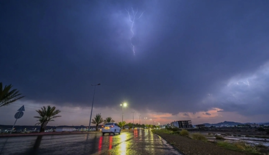 Saudi Arabia Chance of heavy rain with thunder till September 27