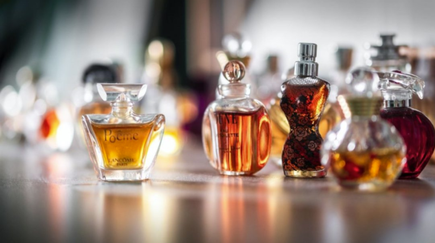 Sharjah The second edition of the Perfumes and Oud Exhibition begins