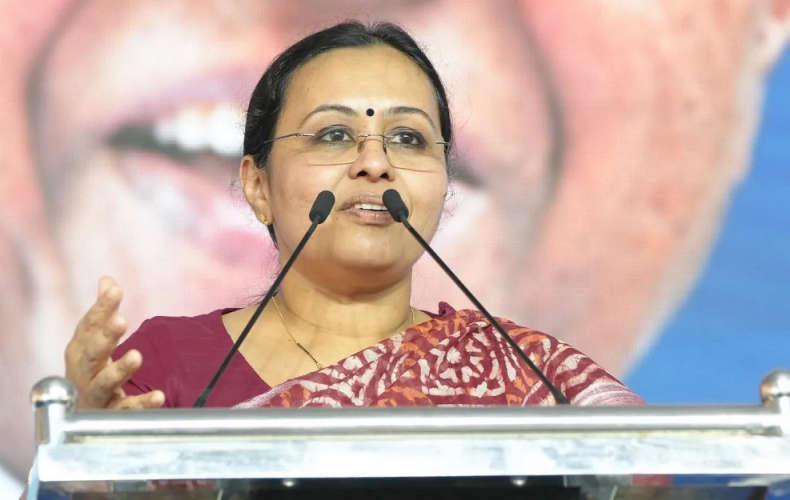 Minister Veena George Recalls Naveen as Trustworthy Officer Not a Bureaucrat